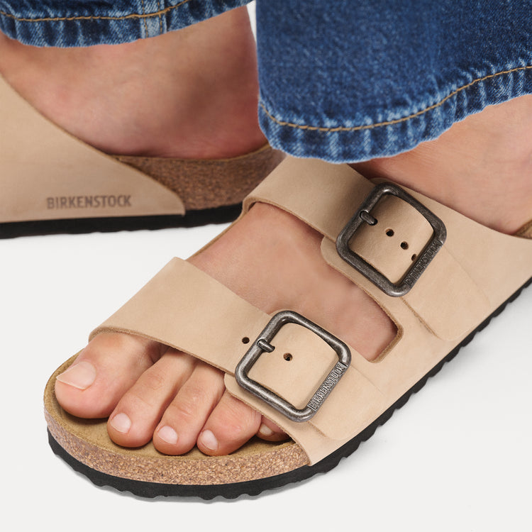 Arizona Wire Buckle Sandcastle Nubuck Leather