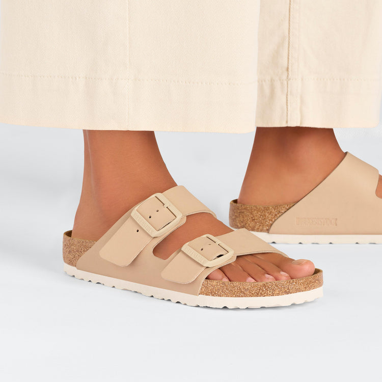 Birkenstock Arizona New Beige Birko Flor on model 2
