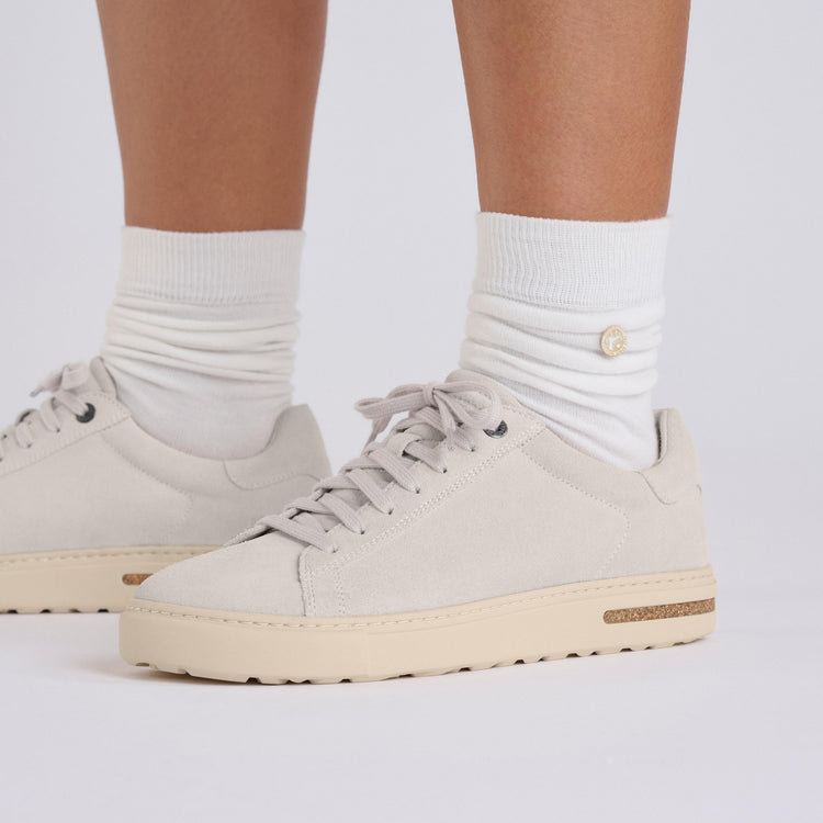 Birkenstock Bend Low Antique White Suede Leather on model 2