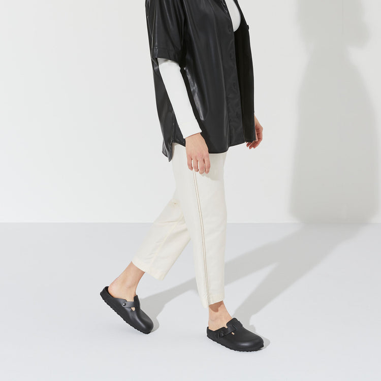 Birkenstock Boston Exquisite Black Natural Leather on model 1