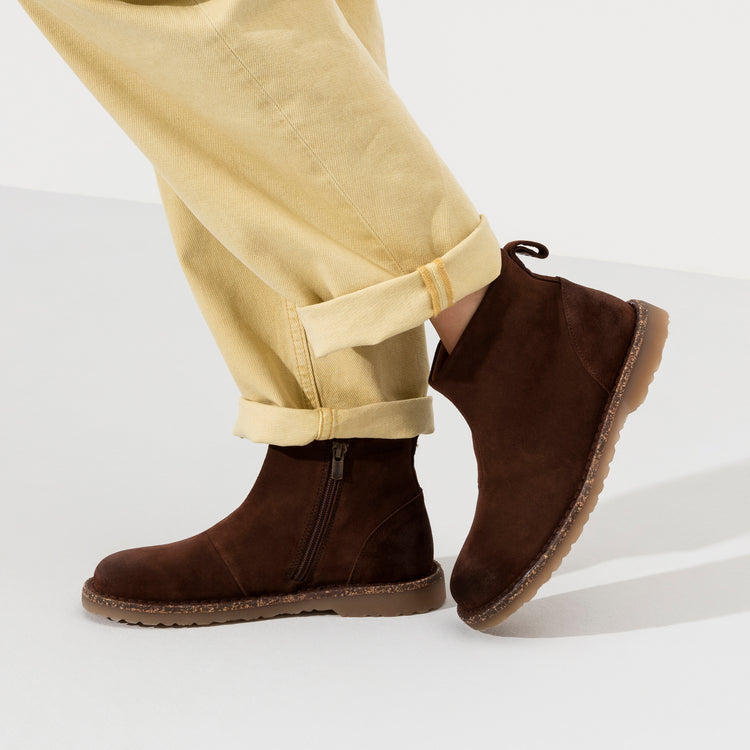 Melrose Espresso Waxy Suede Leather