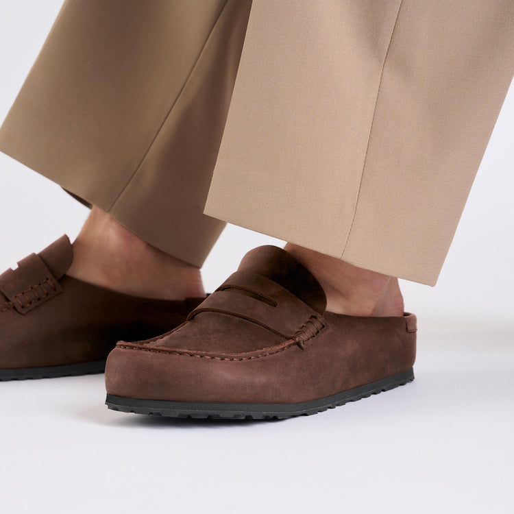 Birkenstock Naples Wrapped Habana Oiled Leather on model 2
