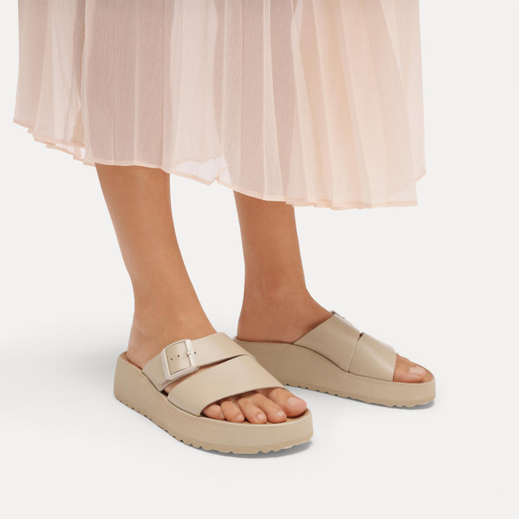 Almina Exquisite Oyster Smooth Leather