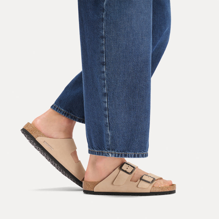 Arizona Wire Buckle Sandcastle Nubuck Leather