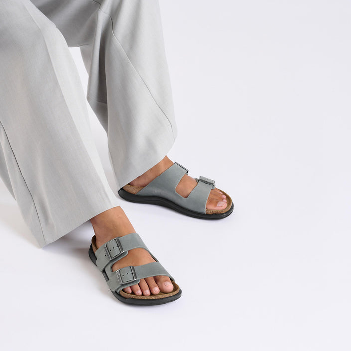Birkenstock Arizona Cross Town W Basalt Grey Oiled Leather on model 1