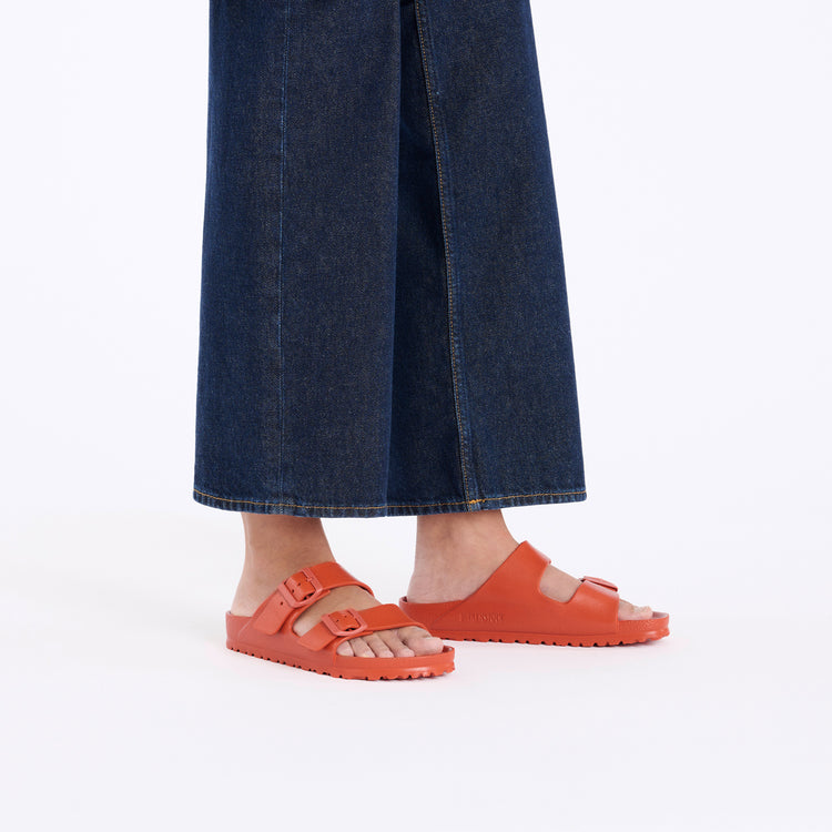 Birkenstock Arizona EVA Rust Brown on model 1