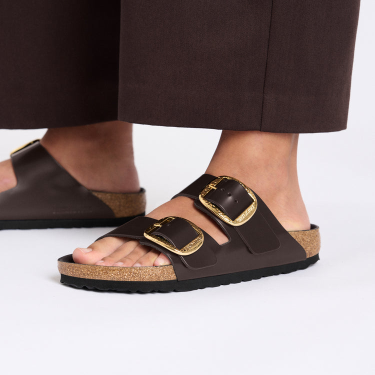 Birkenstock Arizona Hammered Big Buckle High Shine Espresso Natural Leather Patent on model 2