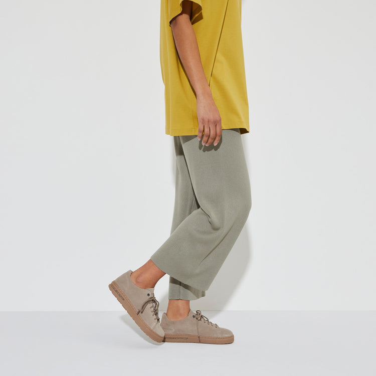 Birkenstock Bend Low Decon Grey Taupe Nubuck Leather on model 1
