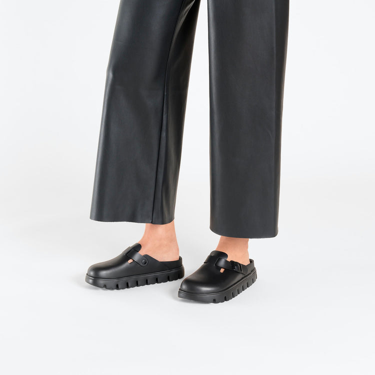 Birkenstock Boston Chunky Exquisite Black Smooth Leather on model 1