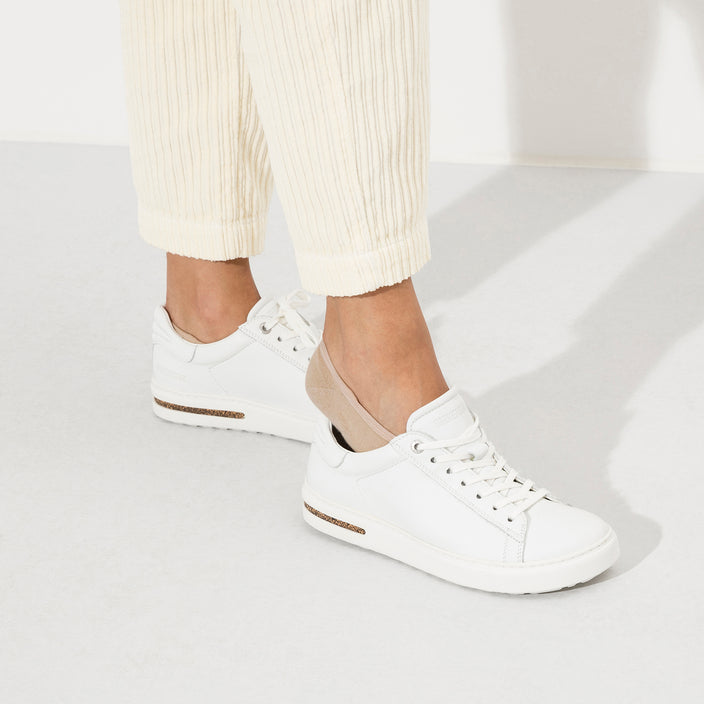 cotton sole invisible socks women beige on model 2 1017922