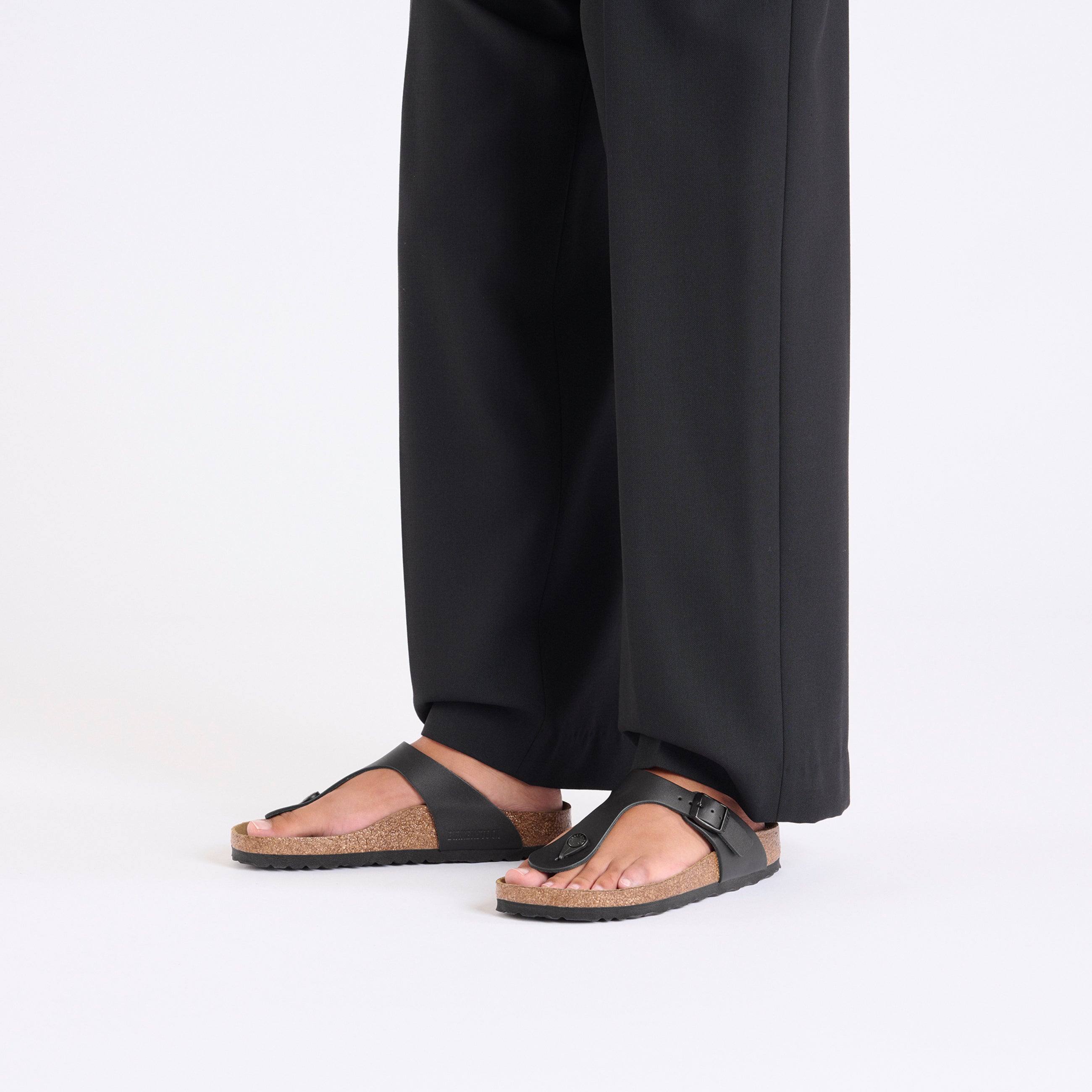 Birkenstock Gizeh Black Smooth Leather