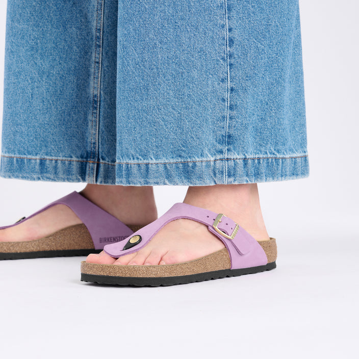 Birkenstock Gizeh Crocus Nubuck Leather on model 2