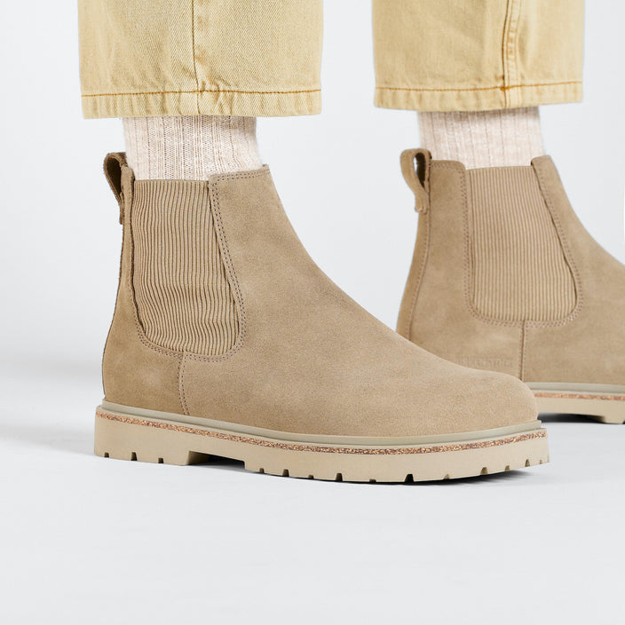 Birkenstock Highwood M Taupe Suede Leather on model 2