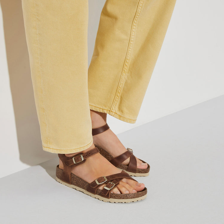 Birkenstock Kumba Cognac Oiled Leather on model 2