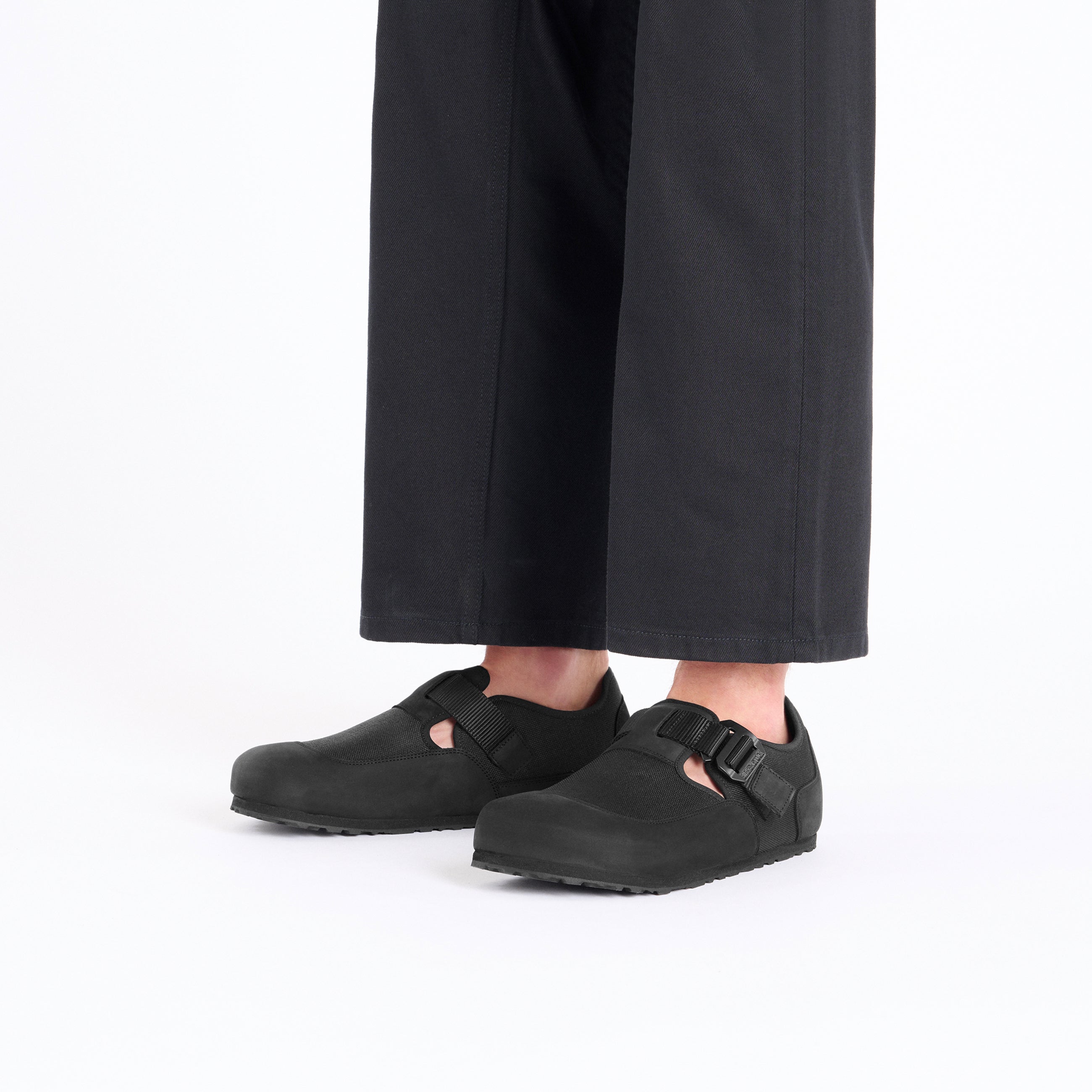 Birkenstock London Nova Black Textile/Nubuck Leather Birkenstock London Nova Black Textile/Nubuck Leather