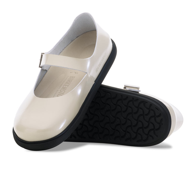 Birkenstock Mantova Droplet Buckle High Shine Oyster Natural Leather Patent sole view