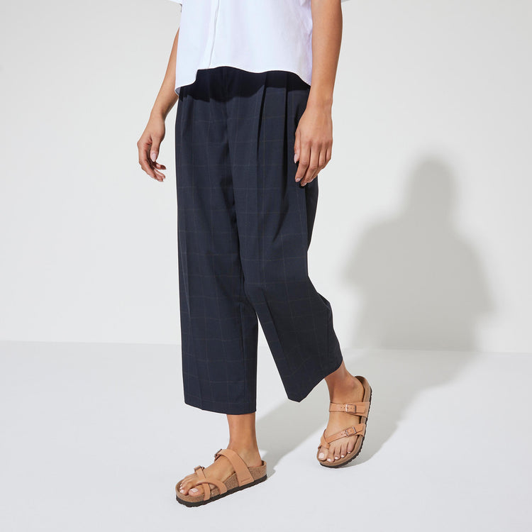 Birkenstock Mayari Earthy Vegan Pecan Birkibuc on model 1