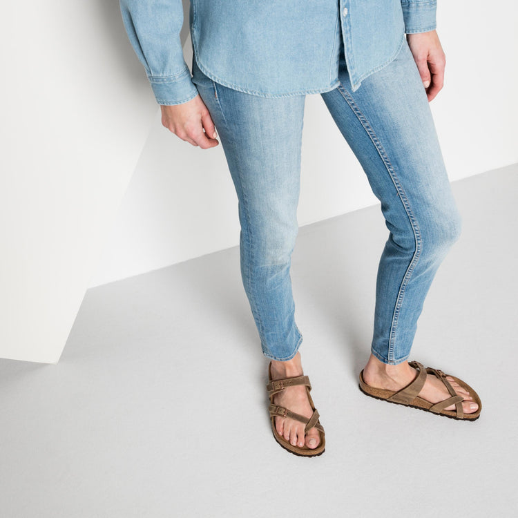 Birkenstock Mayari Tabacco Brown Oiled Leather on model 2