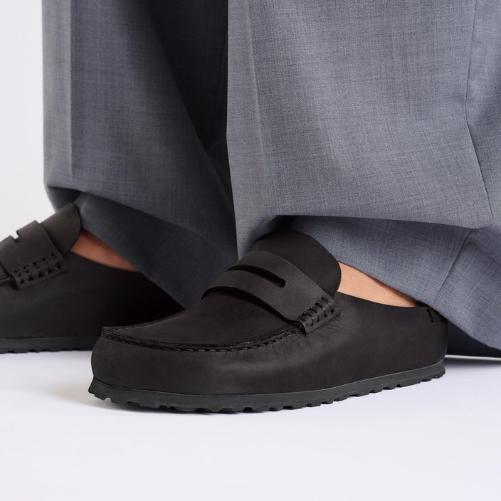 Birkenstock Naples Wrapped Black Oiled Leather on model 2