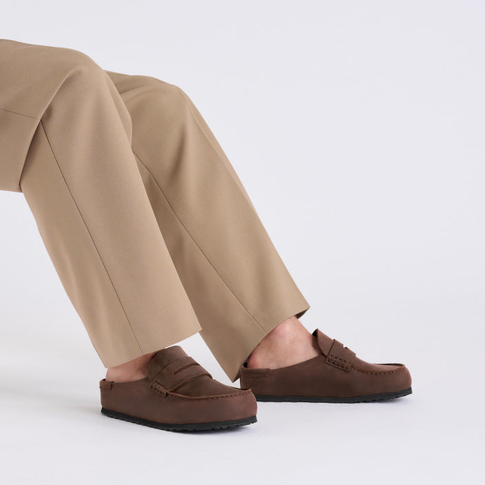 Birkenstock Naples Wrapped Habana Oiled Leather on model 1
