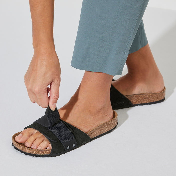 Birkenstock Oita Black Suede Leather on model 3