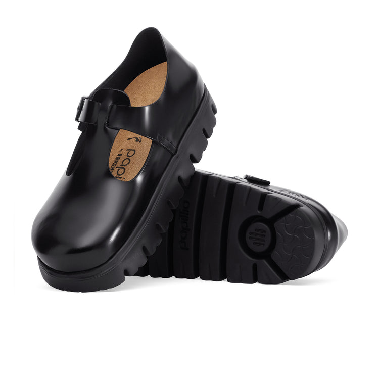 Birkenstock Paris Chunky Black Smooth Leather sole view