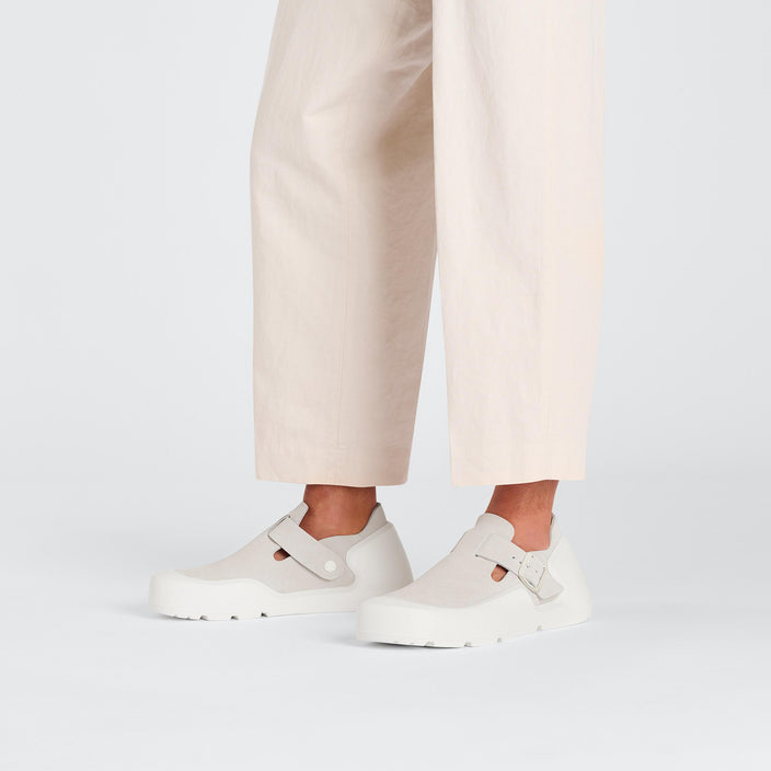Birkenstock Reykjavik Antique White Nubuck Leather on model 1