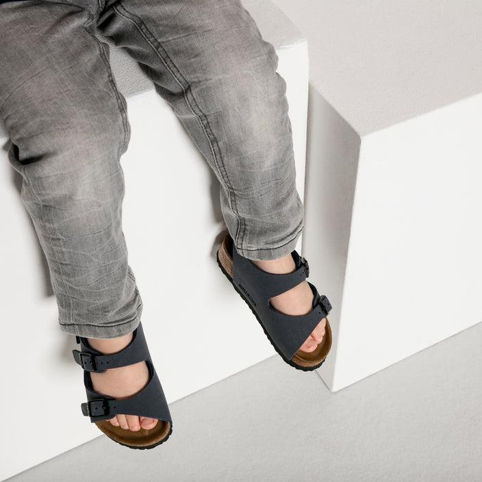 Birkenstock Roma Kids Navy Birkibuc on model 1