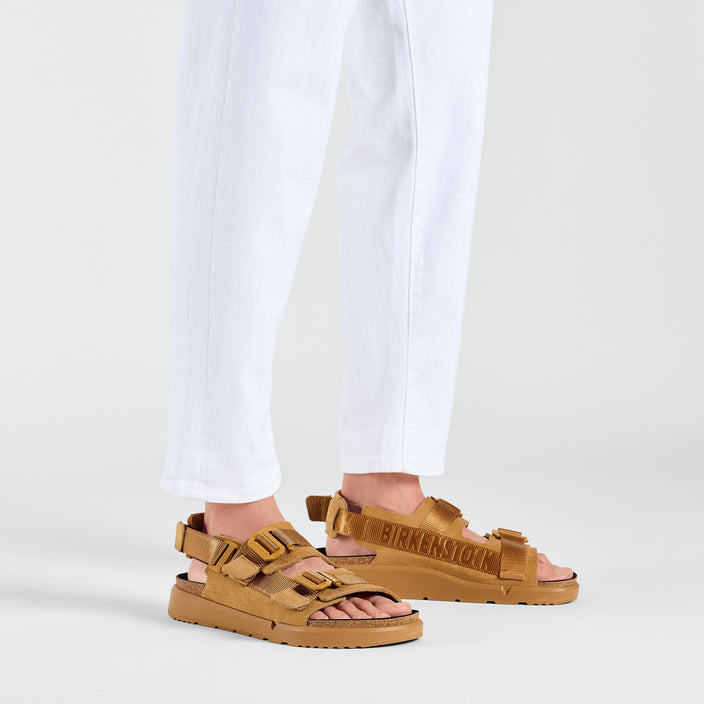 Birkenstock Shinjuku Cork Brown Natural Leather Textile on model 1