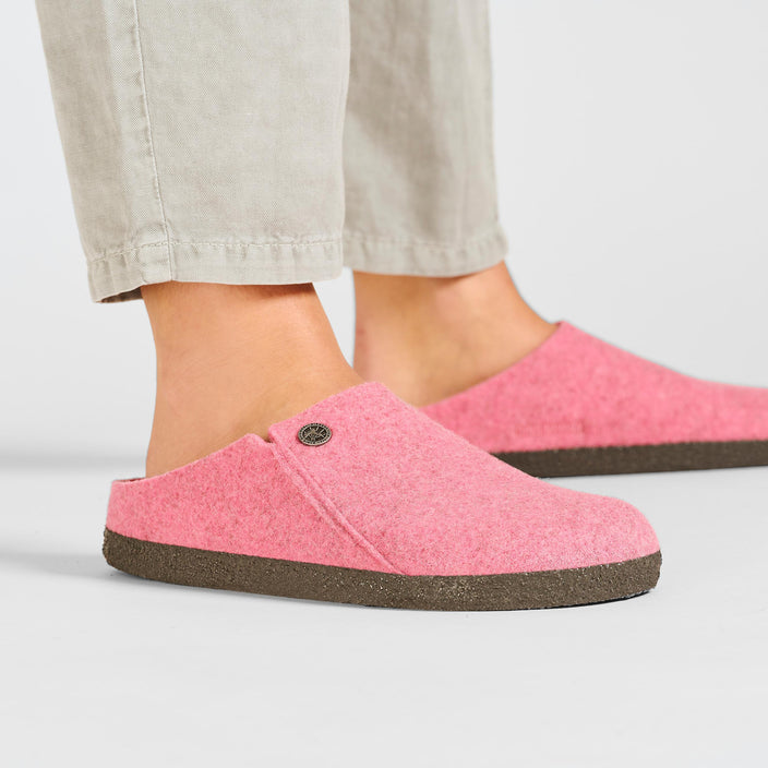 Birkenstock Zermatt Shearling Fuchsia Tulip Wool Felt on model 2
